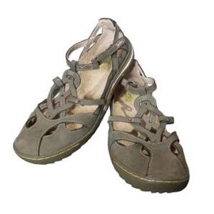 Jambu Water Shoe Closed Toe Sandal Gray size 10